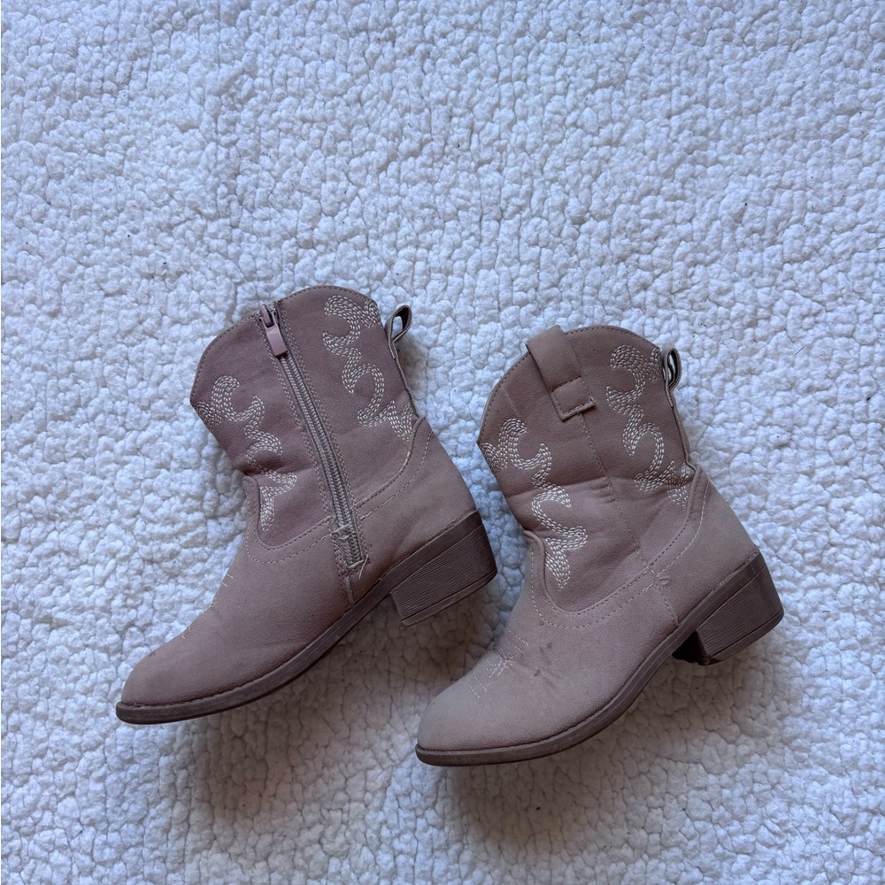 Little Girl’s Dusty Pink Suede Western Boots
